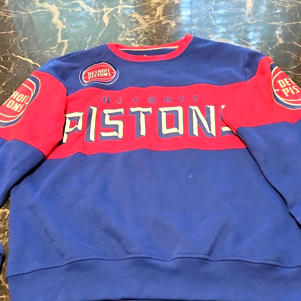 3 Four Crewneck